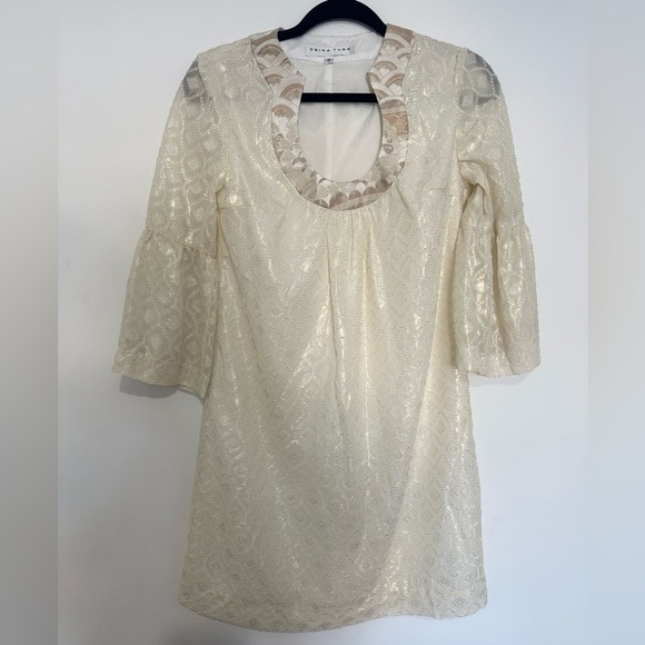 TRINA TURK Bonita Bell Sleeve Dress Gold Whitewash Ivory Cream Metallic Sz 0 - Picture 1 of 3